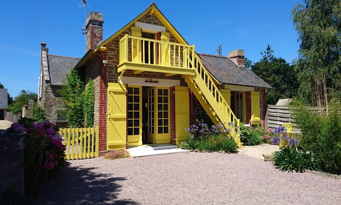 Lancieux House | Seaside holiday house