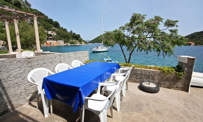 Prozurska Luka House | Seaside holiday house Prožurska Luka, Mljet (K-4946)