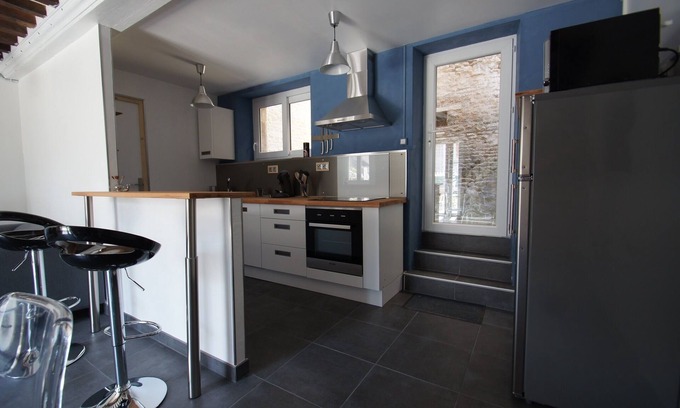 Saint-Regnobert-de-la-Cote-de-Nacre House | Seaside house