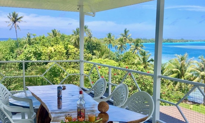 Huahine House | Seaside house, 300° sea view, private lagoon access. 2/6 p, (possibility 8p).