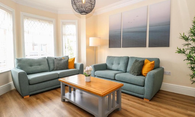 Gorleston-on-Sea House | Seaside House