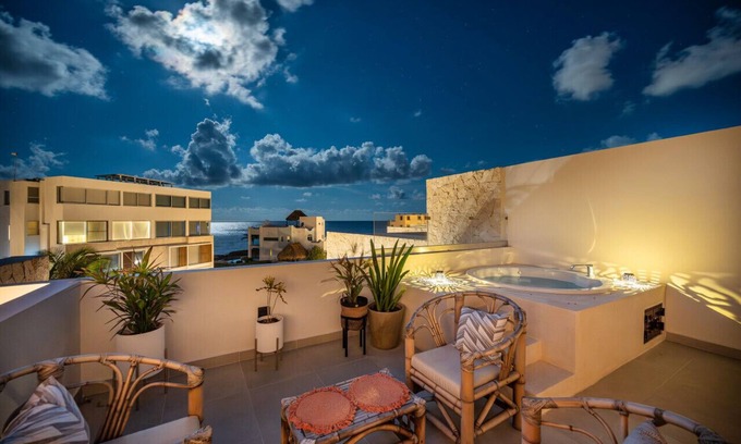 Akumal Condo | Seaside Penthouse! Rooftop Jacuzzi & Ocean Views!