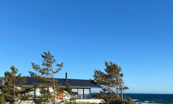 Hiiu Villa | Seaside Rendezvous