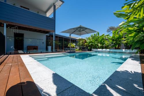 Mudjimba Apartment | SeaSide Serenity - beach 200m