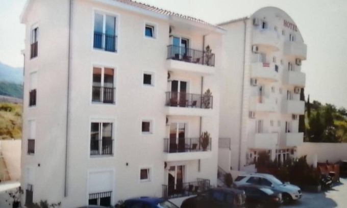 Igalo Apartment | Seaside Serenity – Fresh & Modern Apartments in Igalo - Three Bedroom Apartment