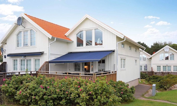 Mollosund House | Seaside Serenity in Mollosund-By Traum