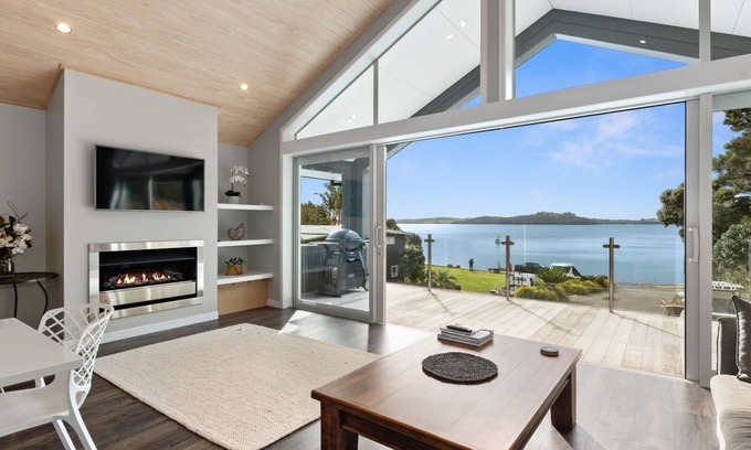 Kerikeri House | Seaside Serenity - Kerikeri Holiday Home
