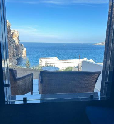 Belyounech Apartment | "Seaside Studio with Stunning Views in Belyounech