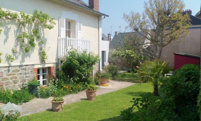 Dinard House | Seaside Villa