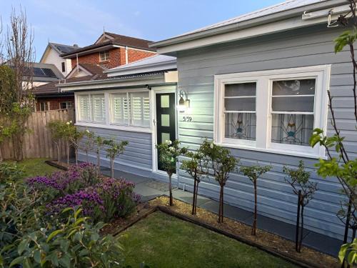 Shellharbour House | Seaside Village Cottage Charm