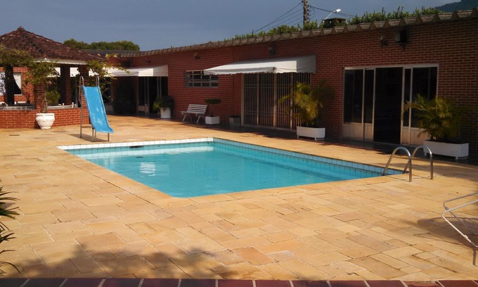 Centro House | Season house in Peruibe with pool and great entertainment at the sea