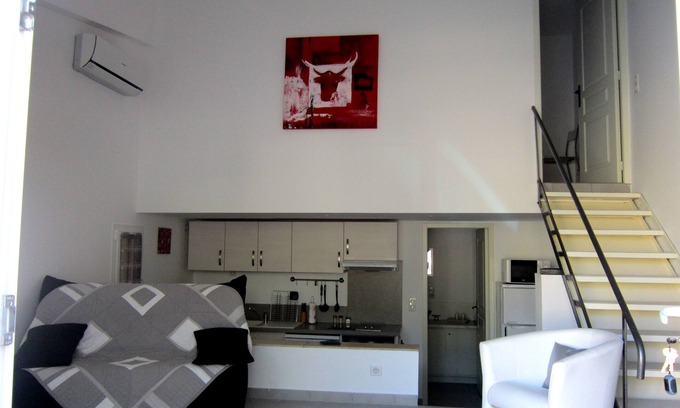 Maussane Apartment | Seasonal apartment in the heart of Maussane Alpilles, ideal for a couple