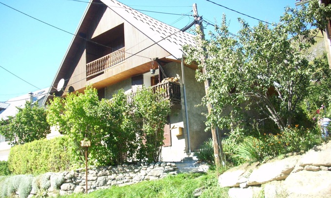Saint-Sorlin-d'Arves Apartment | Seasonal rentals Justine's chalet.