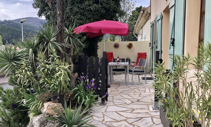 Lamalou-les-Bains Apartment | Seasonal rental for spa guests and holidaymakers