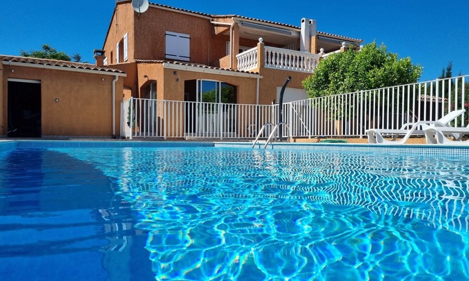 Caux Apartment | Seasonal rental of air-conditioned gîtes, swimming pool