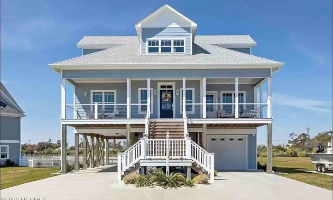 Harkers Island House | Seasons in the Sun: Southern Outer Banks NC
