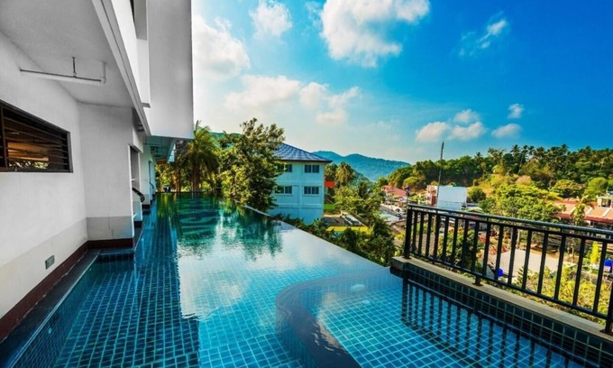 Karon Apartment | Seaview apartment Karon beach, rooftop pool SS410