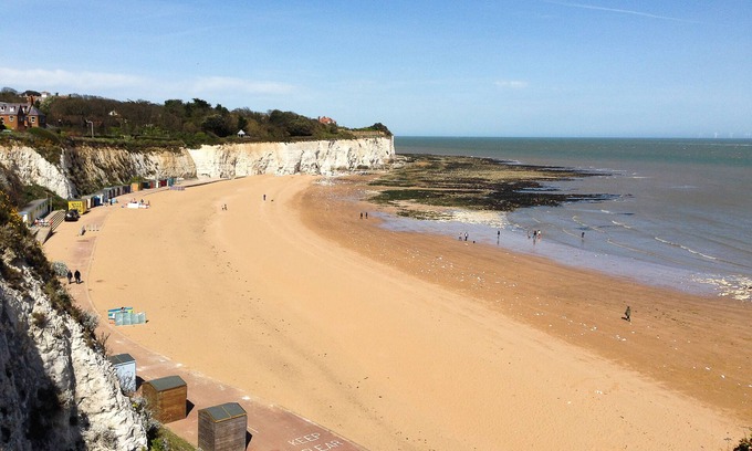 Broadstairs Apartment | Seaview - Cheviot Court
