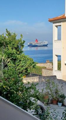 Mytilene Apartment | Seaview Luxury Apartment with private parking