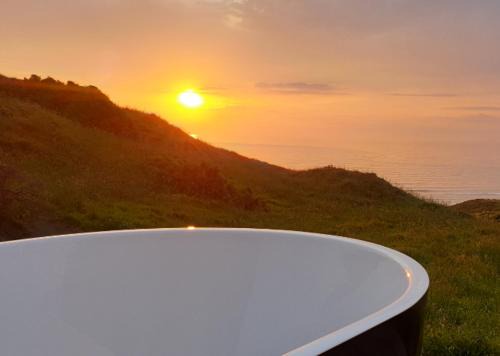 Otaua House | SeaView Retreat -Amazing Ocean Views and Outdoor bath