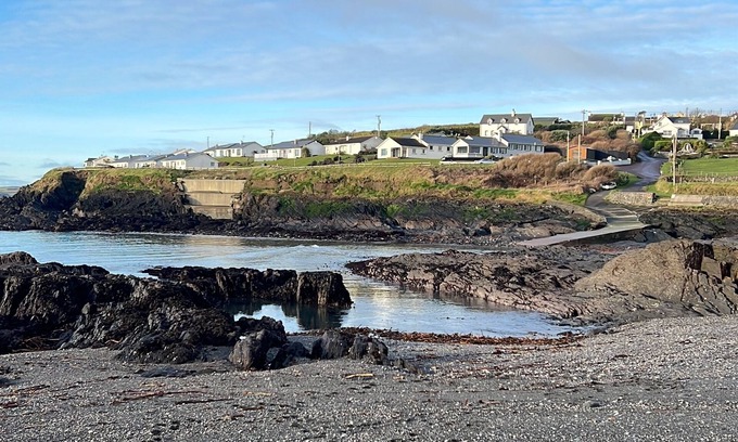 Clonakilty House | Seaview Retreat & Sauna at An Acre By The Sea