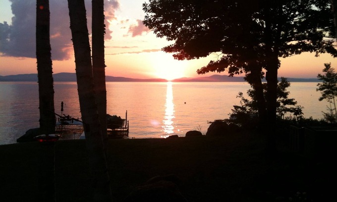 Standish Cottage | Sebago Lake Waterfront Rentals