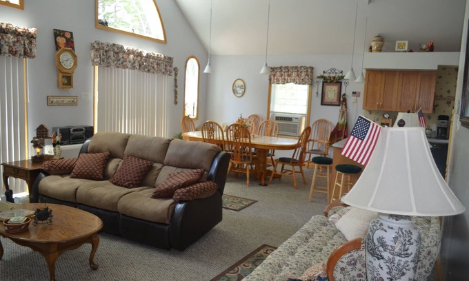 Naples House | Sebago Waterfront Naples Maine-Dog Friendly-Sleeps 10