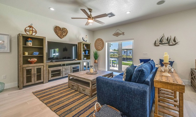 Sebring House | Sebring Serenity: Waterfront Retreat w/Boat Dock!