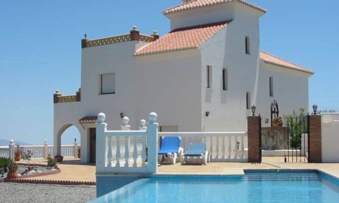 Gualchos Villa | Secluded Luxury Villa amazing views