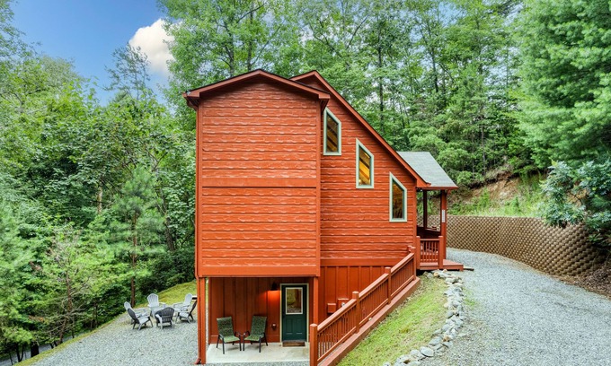 Ellijay Cabin | Secluded but Convenient Resort Cabin with Hot Tub, String Lights, and Fire Pit