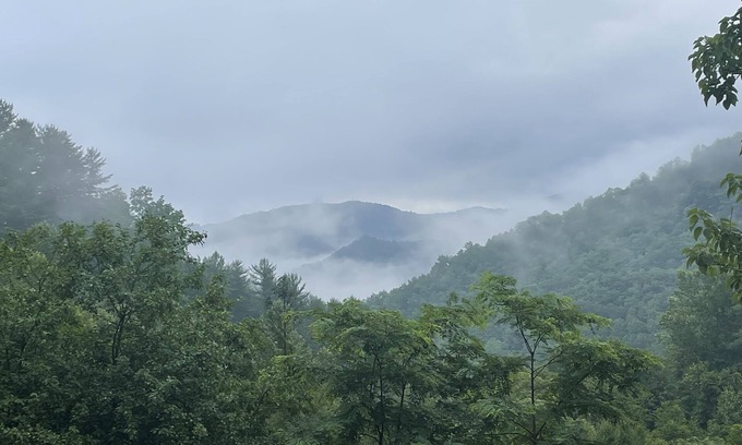 Bryson City Cabin | Secluded cabin with views/creek/wifi near GSMNP