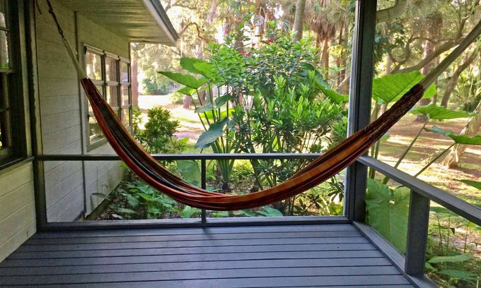 Ridge Wood Heights House | Secluded Cottage on 6.2-Acre Homestead IN TOWN 10-15 min to Beach/Downtown