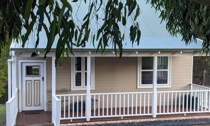 Kangaroo Gully Cottage | Secluded Country Cottage - Idlewild Bridgetown