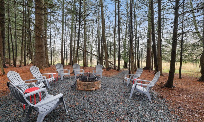 Lake Ariel House | Secluded, creekfront property with lots of amenities in The Hideout