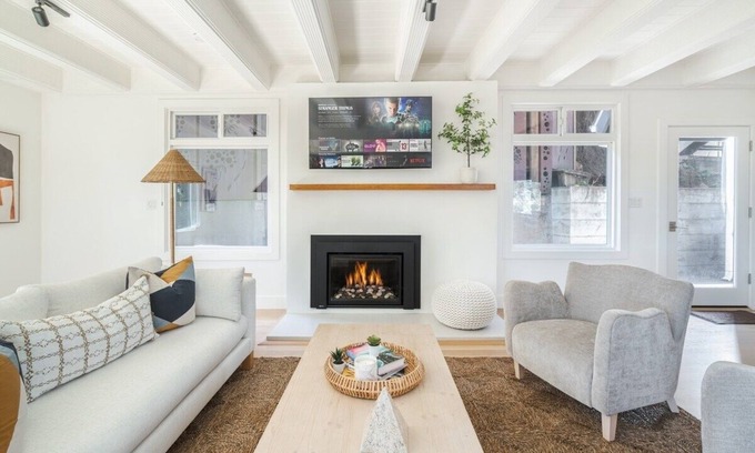 Mill Valley House | Secluded Downtown Modern Lux Retreat in Redwoods