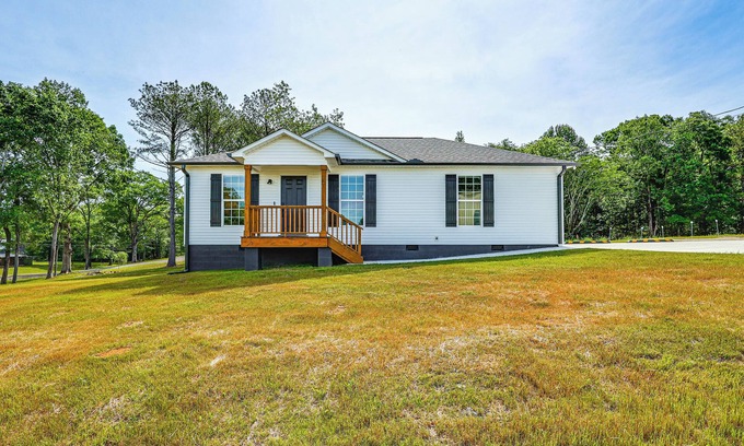 Guntersville House | Secluded Guntersville Home Near Lake & Marinas!
