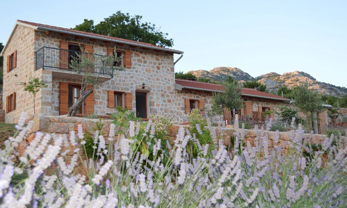 Starigrad House | Secluded house with breathtaking seaview