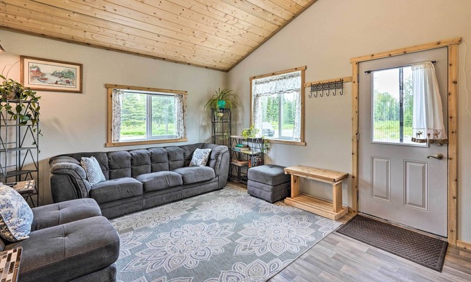 Ninilchik Cottage | Secluded Kenai Peninsula Cottage in Ninilchik