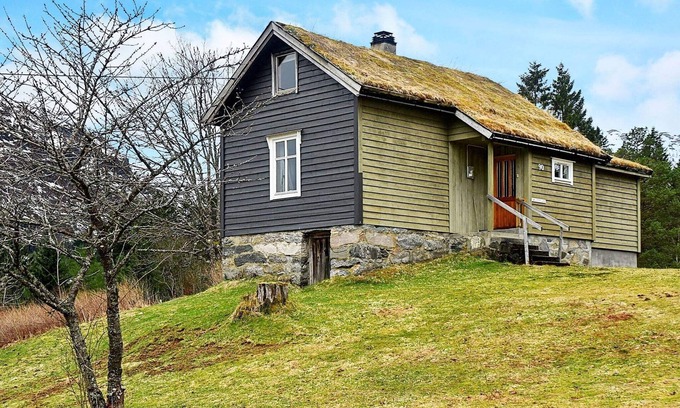 Forde House | Secluded Mountain Retreat-By Traum