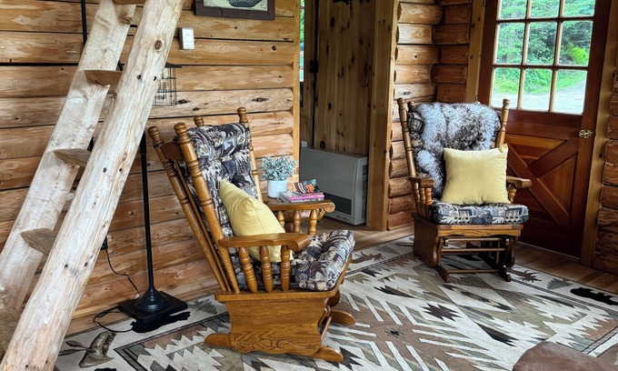 Lancaster Cabin | Secluded off grid retreat on a sustainable farm in the White Mountains.