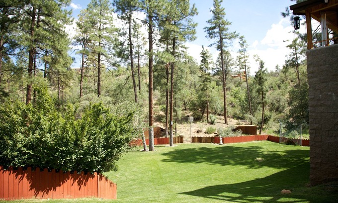 Mountain Club Cabin | Secluded on 9 acres Beautiful 6,000+ Sq. Ft. Cabin, 6 Bd 4.25 Bath