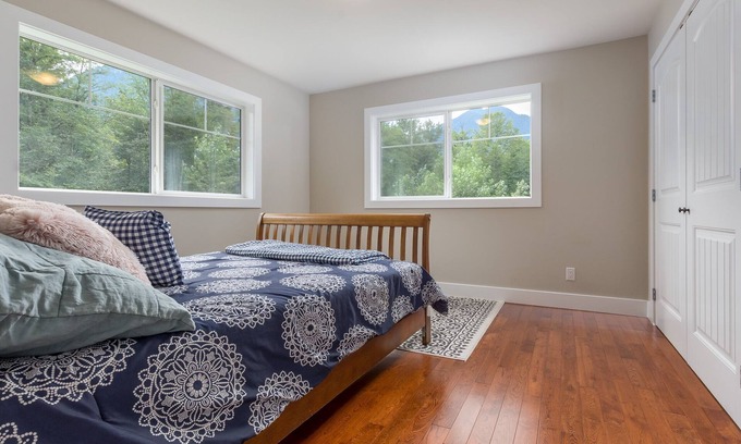 Upper Squamish House | Secluded Retreat Deep in Squamish Valley
