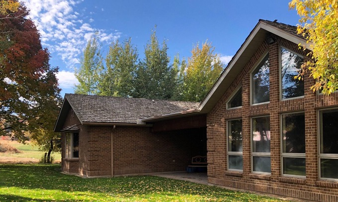 Avon House | Secluded River Haven in Cache Valley