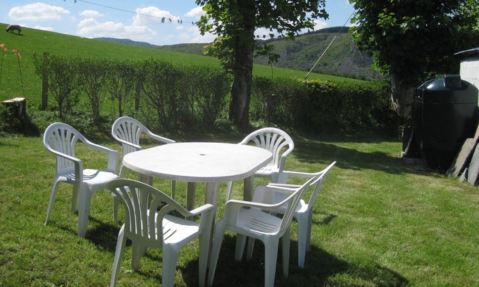 Llanuwchllyn Other | Secluded Snowdonia famhouse with mountain views