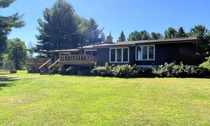 Crowes Landing House | Secluded Stoney Lake Retreat: Your Private Paradise