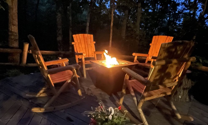 Cassville Apartment | Secluded Suite in the FOREST