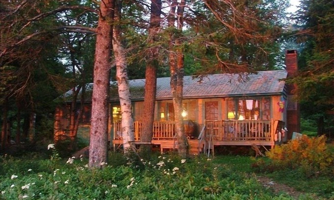 Castine Cottage | Secluded Sunset Retreat on Penobscot Bay