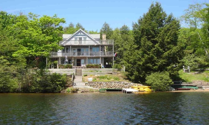 Rindge House | Secluded Vacation Home with direct lake frontage on Contoocook Lake in NH