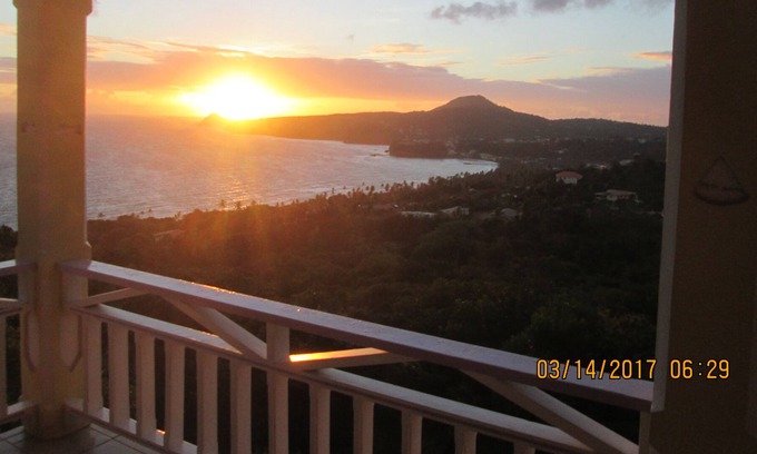 St. Patrick Villa | Secluded Villa on Scenic North Coast