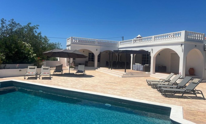 Santo Estevao Villa | Secluded Villa With Heated Private Pool* Fully Refurbished And Modernised